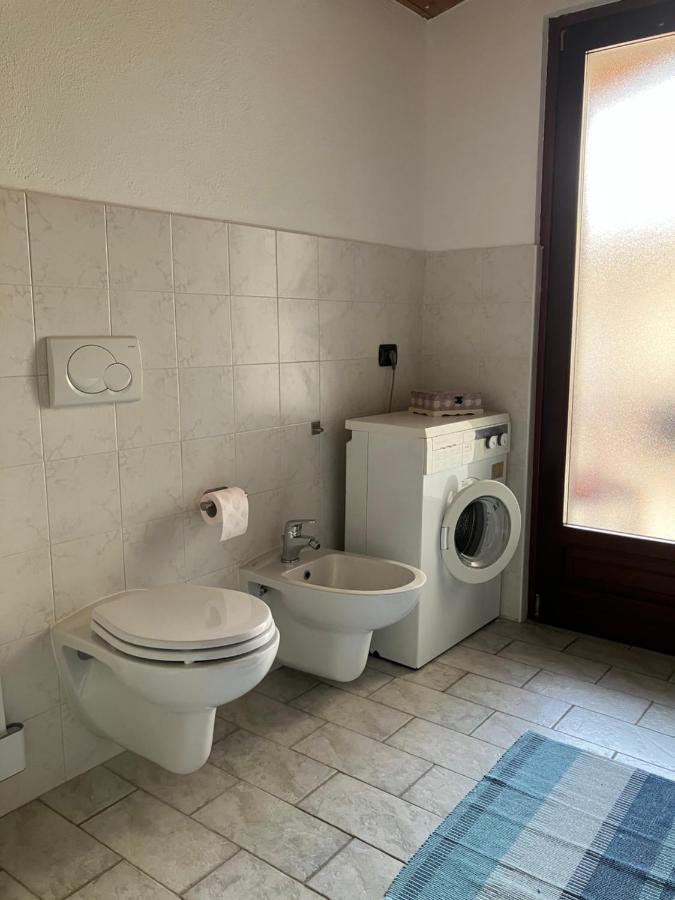Un Passo Dal Castello Apartment Бароло Екстериор снимка